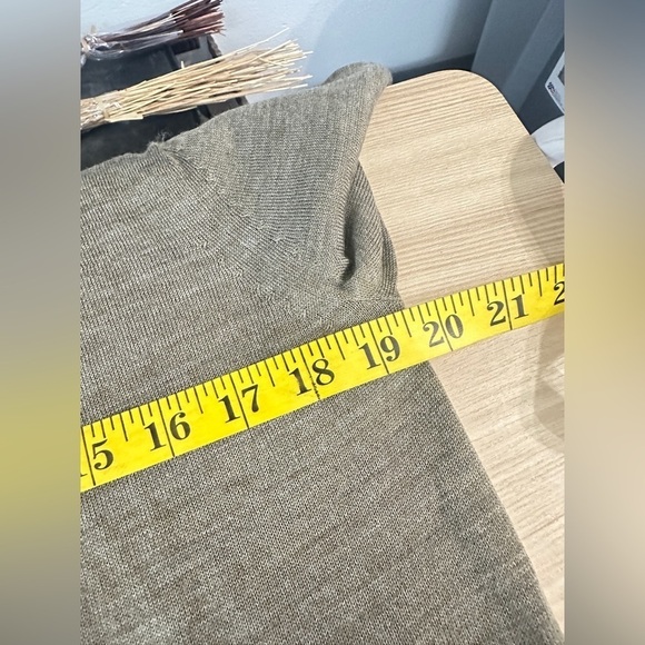 NEW Uniqlo Women’s U Merino-Blend Turtleneck Sweater Dress Khaki Sz XS - Picture 9 of 11